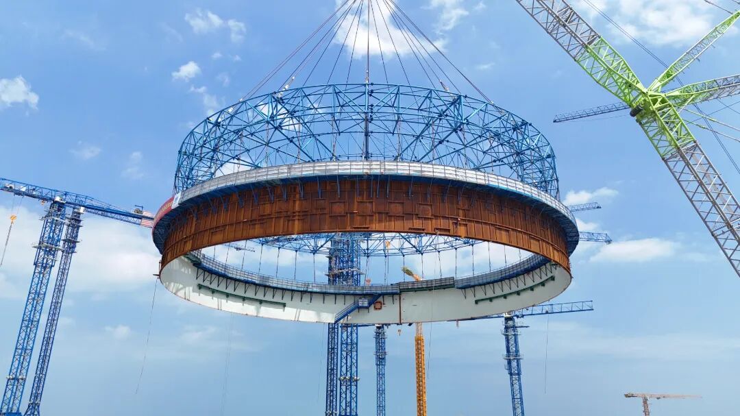 First Integrated Hoisting of Nuclear Island Steel Liner Module 5 with Attached Electrical and Instrumentation Cable Tray System within CGN