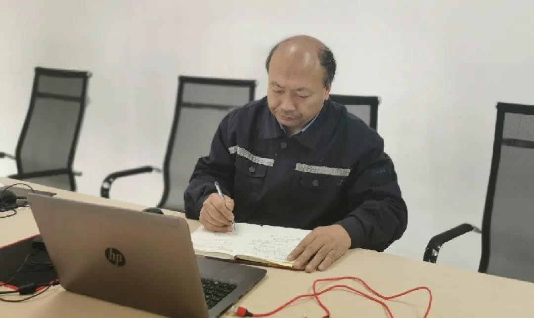 快堆赤子李雪岩:这个前辈不“简单”
