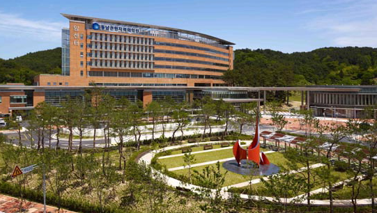 Busan Gijang Southeast Radiation Medical Science Industrial Complex Simultaneously Advances Proton and Heavy Ion Therapy Centers