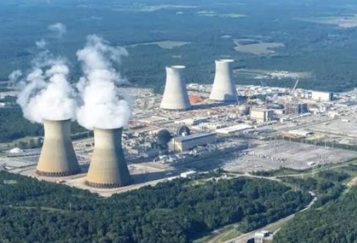 French heatwave cuts nuclear output, day-ahead power prices surge 22%