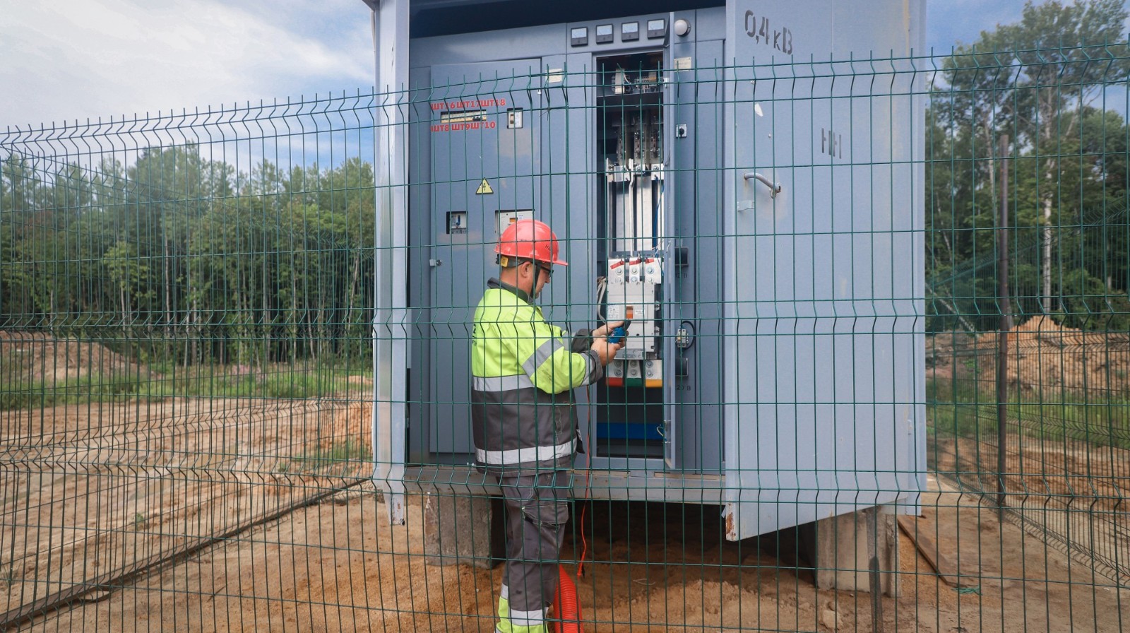 First Power Transmission Line Commissioned at Smolensk NPP-2 Construction Site