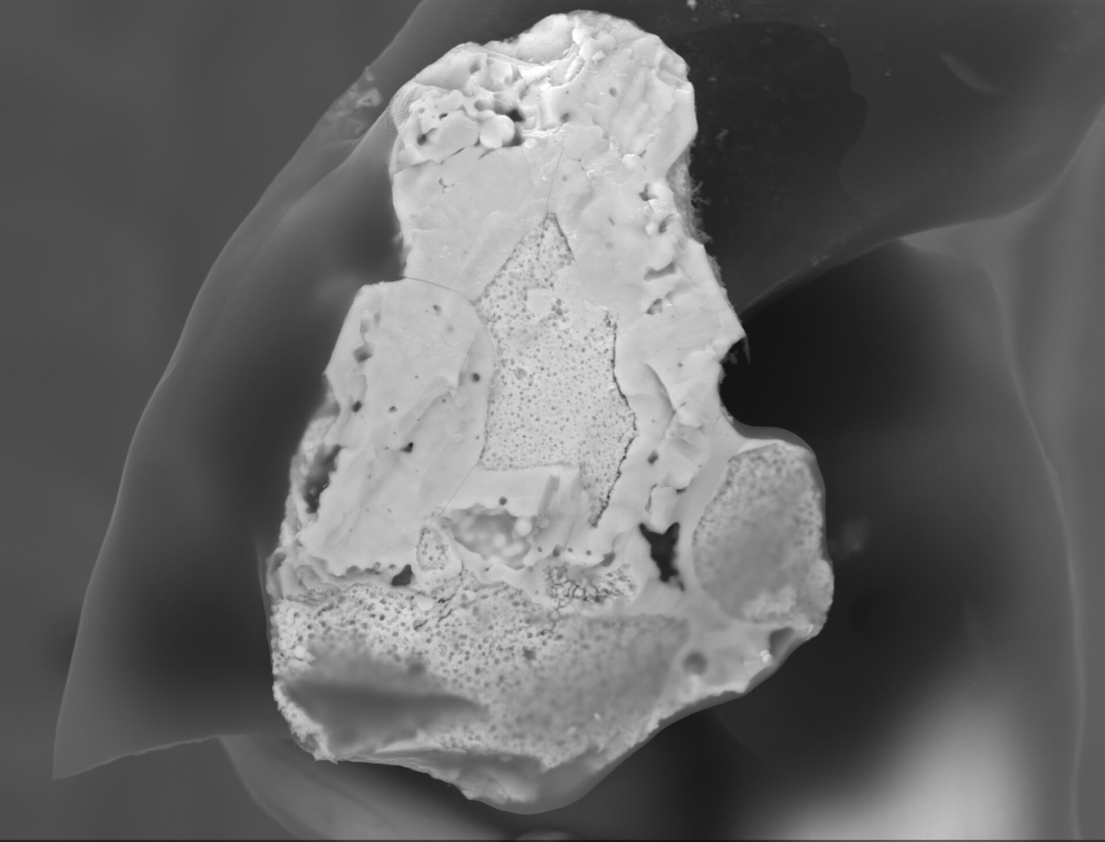 German Research Team Completes First Phase Analysis of Chernobyl "Hot Particles": Nuclear Fuel Crystal Structure Still Exhibits Unexpectedly High Chemical Stability After 40 Years
