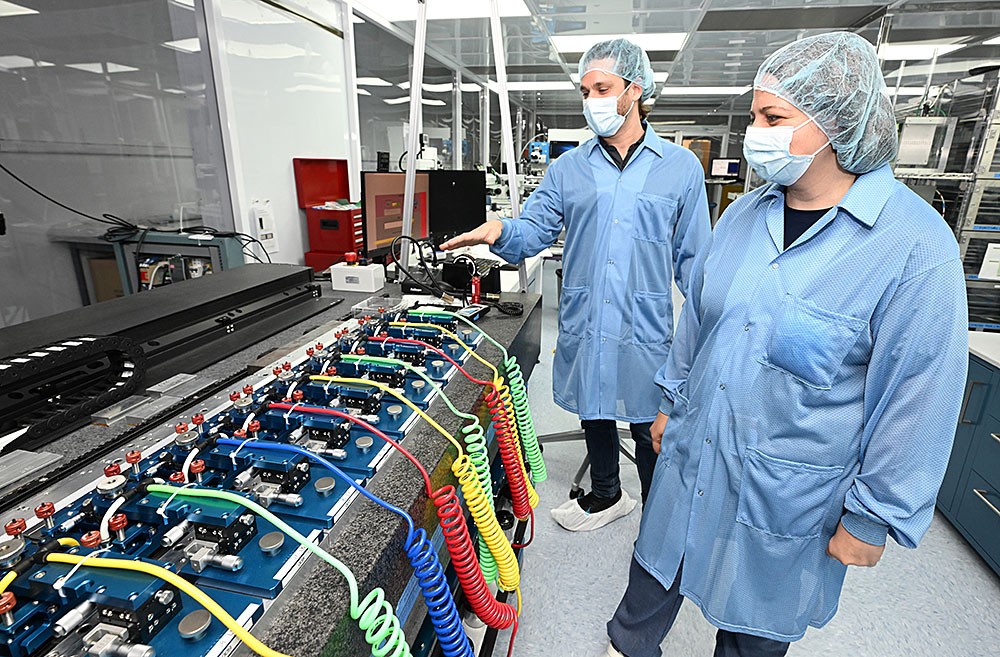 Progrès significatifs dans la mise à niveau du Grand collisionneur de hadrons à haute luminosité au laboratoire national de Brookhaven aux États-Unis