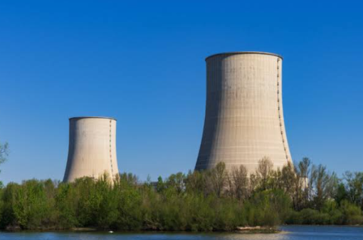 La production électrique estivale des énergies renouvelables allemandes se rapproche du nucléaire français, avec un possible dépassement d'ici 2030