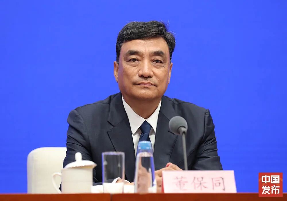 Le directeur de l'Administration nationale de la sûreté nucléaire, Dong Baotong : le niveau de sûreté nucléaire de la Chine reste parmi les meilleurs au niveau international, et le nombre de tranches nucléaires en exploitation en Chine se classera au premier rang mondial au cours du « Quinzième plan quinquennal »