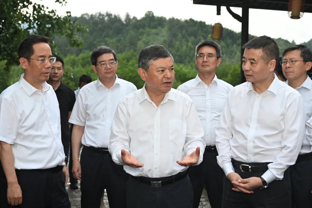 Le ministre de l'Écologie et de l'Environnement, Huang Runqiu, se rend au Zhejiang pour une inspection sur la protection écologique et la supervision de la sûreté nucléaire