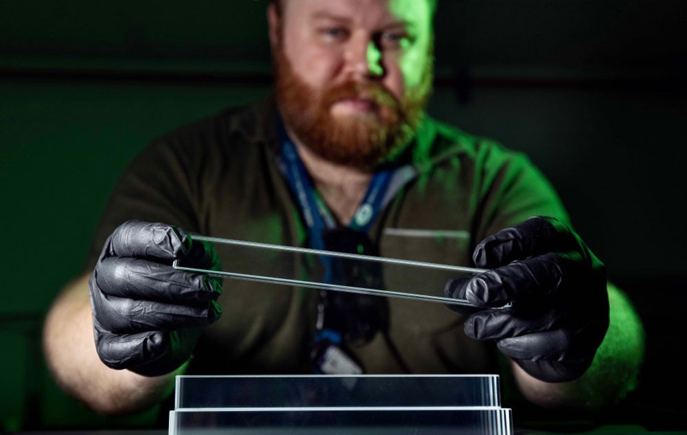 Le détecteur ePIC du collisionneur électron-ion américain achève la réception et l'inspection des premiers cristaux de tungstate de plomb