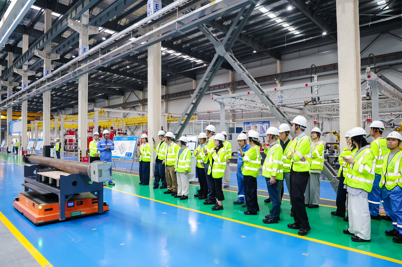 Le thème « La voie de l'innovation autonome de Hualong One » a été inauguré avec succès au port de Lüsi, à Qidong, dans la province du Jiangsu
