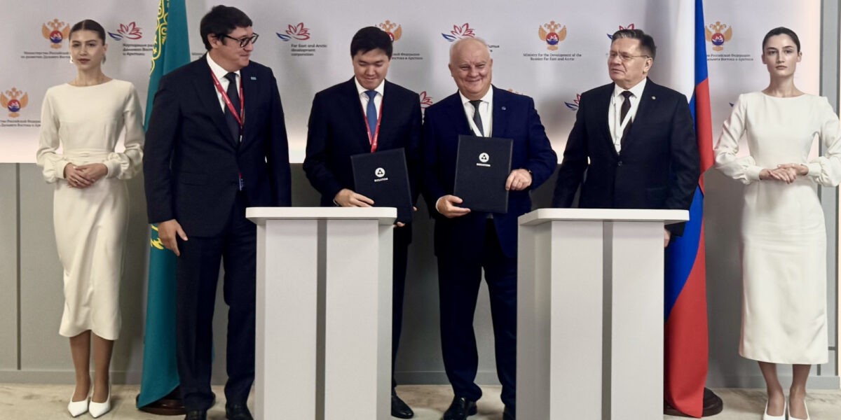 Россия и Казахстан подписали контракт на строительство первой АЭС