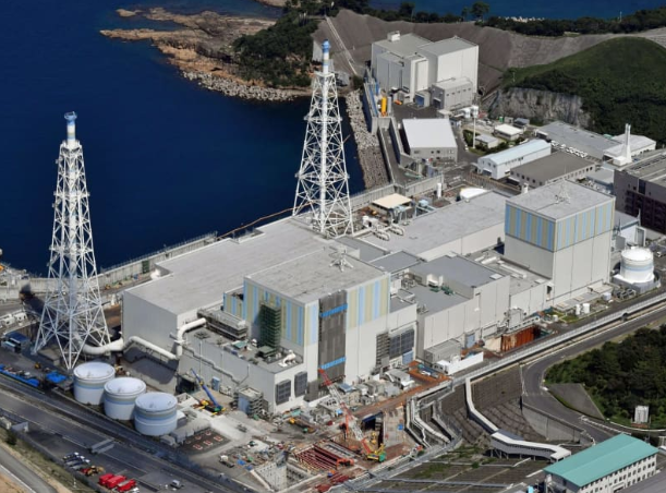 日本岛根县同意重启当地核电站，小城镇难解“核电站依存症”