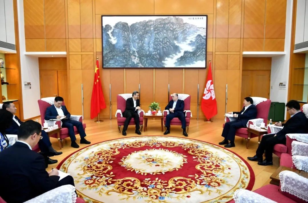 钱智民拜会香港中联办主任郑雁雄