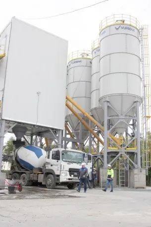 俄罗斯Brest反应堆建造现场的混凝土制备设施投运