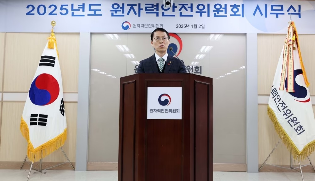 韩国原起草委员会委员长崔元浩“对大量核电站进行实质性审查，规范新型核电站”