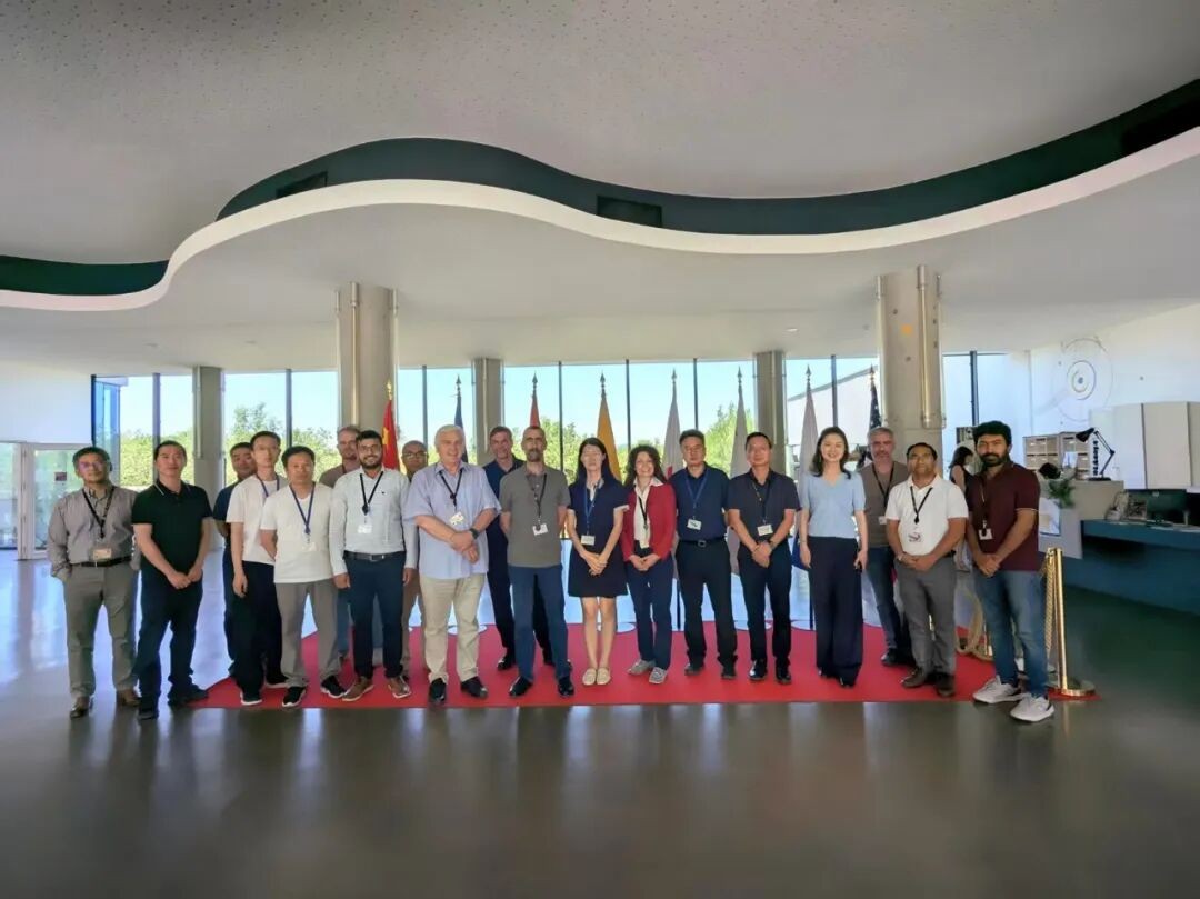 中方氦冷固态实验包层系统初步设计评审会成功召开