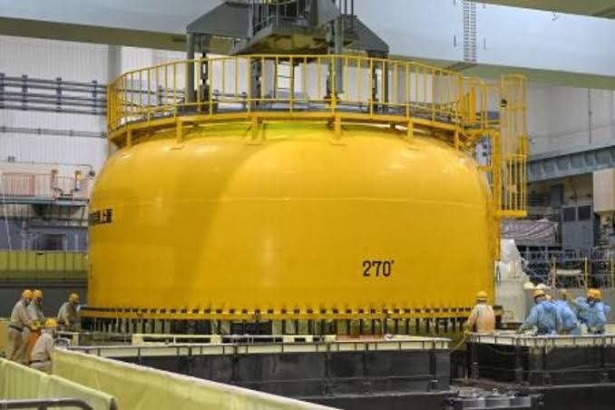 岛根核电站2号机组完成燃料更换并安装安全壳顶盖